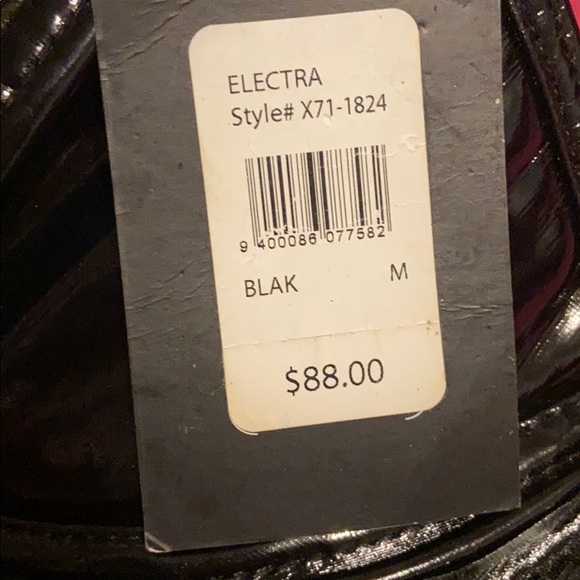 Dress - Picture 4 of 4